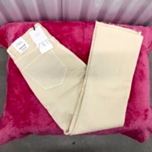 ZARA Cropped Flair Jeans, 38/6, NWT